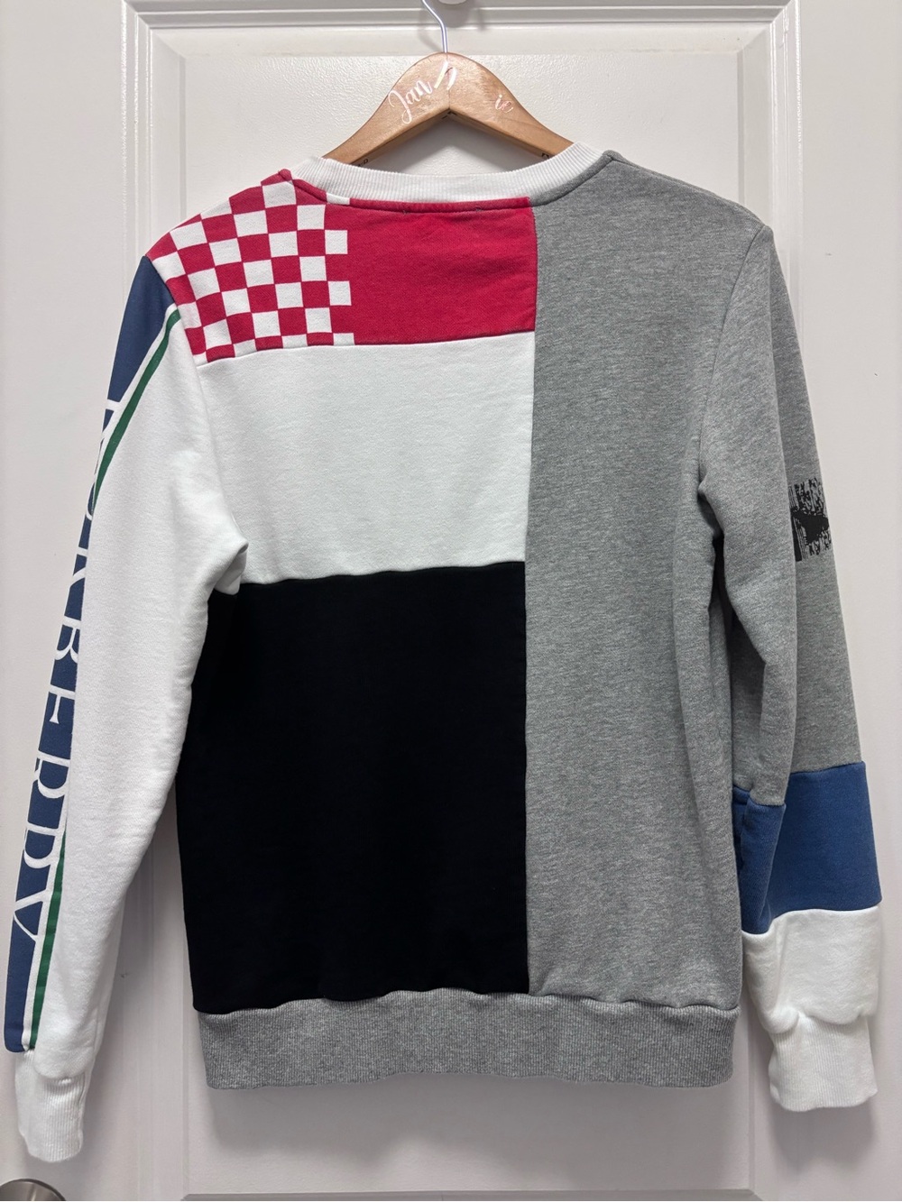 Burberry Nova Check Pattern Crew Neck Pullover as is - Picture 4 of 15